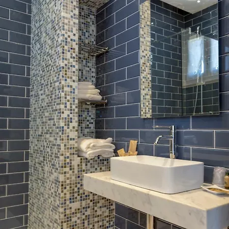 Merlo D'oro Bed & Breakfast Carrara