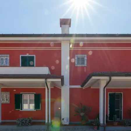 Merlo D'oro Bed & Breakfast Carrara