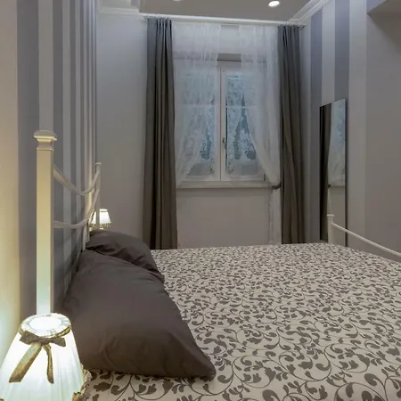 Bed & Breakfast Merlo D'oro Carrara